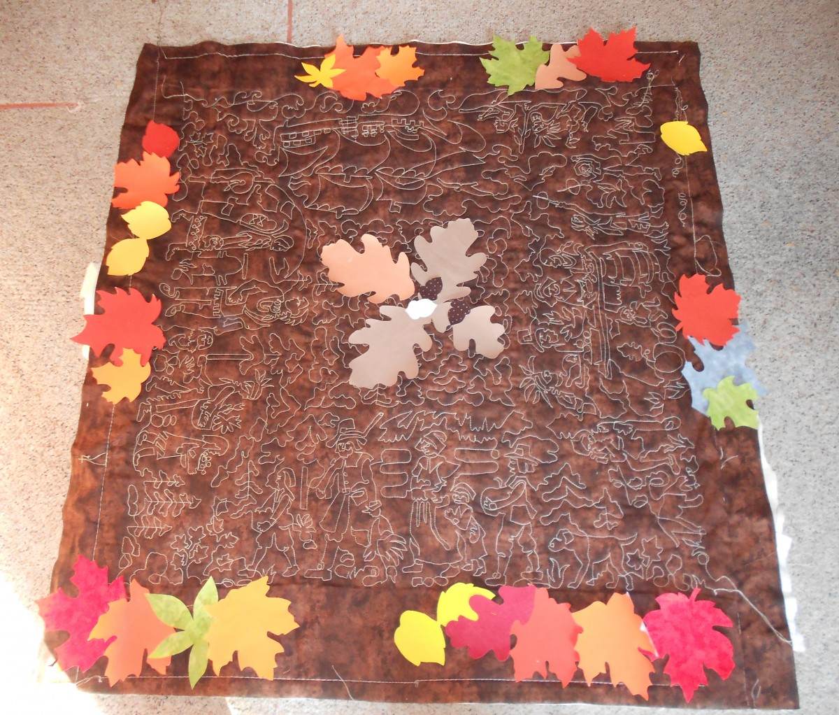 Thanksgiving Table Topper Quilt Design - Image 2